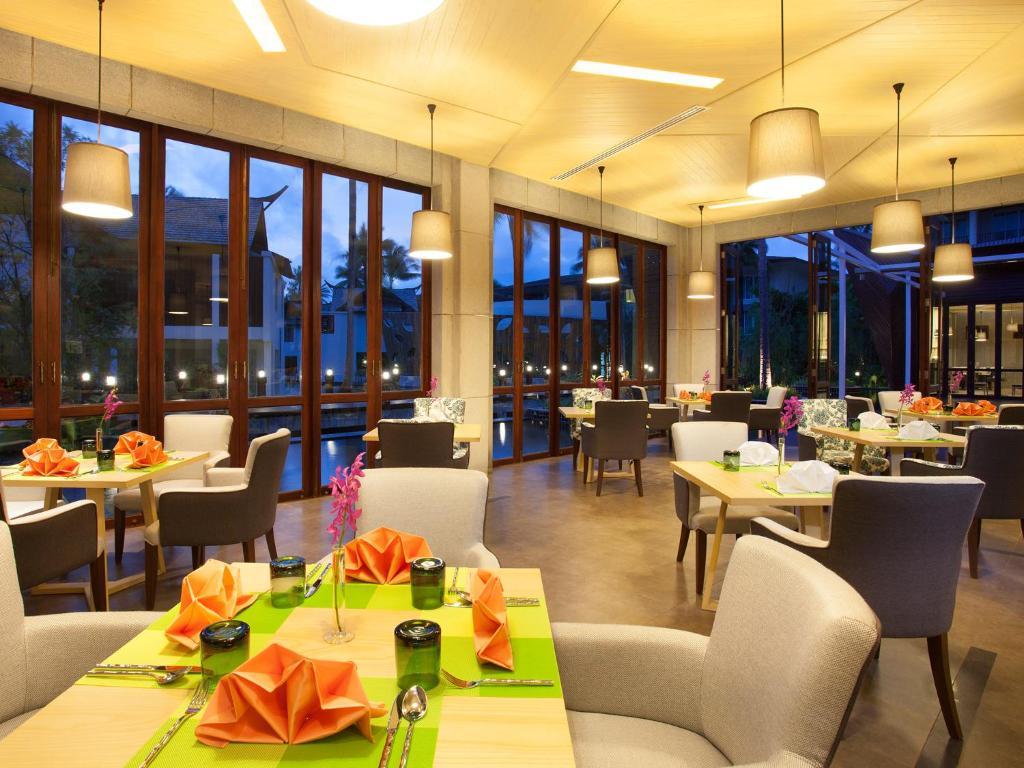 Graceland Khaolak Beachfront Resort Καο Λακ Εξωτερικό φωτογραφία