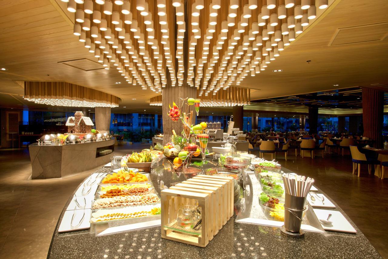 Graceland Khaolak Beachfront Resort Καο Λακ Εξωτερικό φωτογραφία
